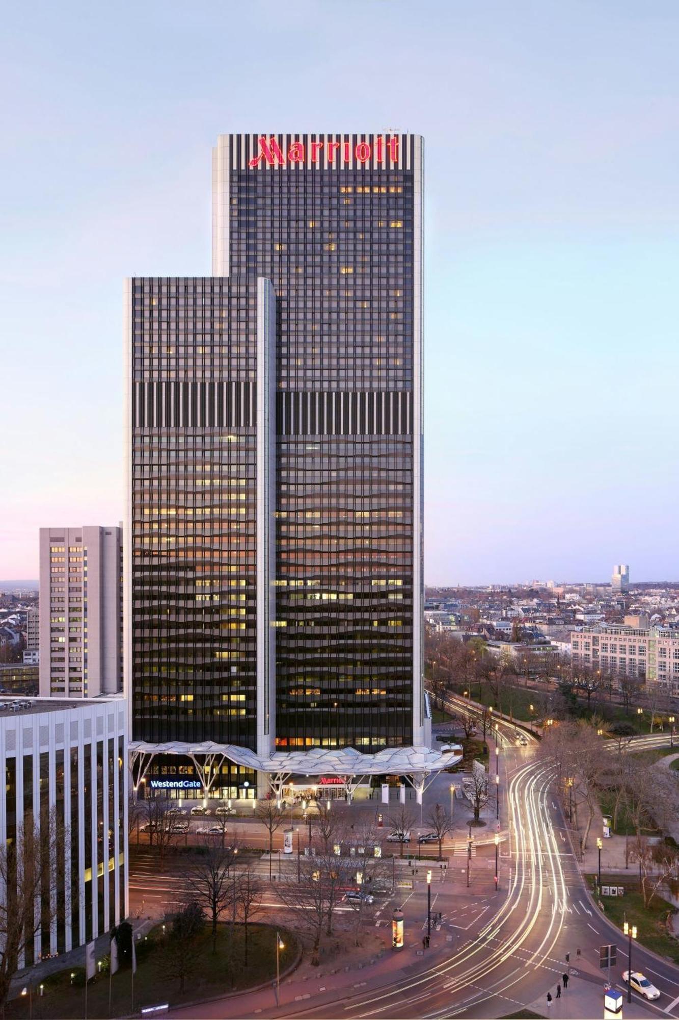 Frankfurt Marriott Hotel Франкфурт-на-Майне Экстерьер фото The Bank for International Settlements in Basel, Switzerland