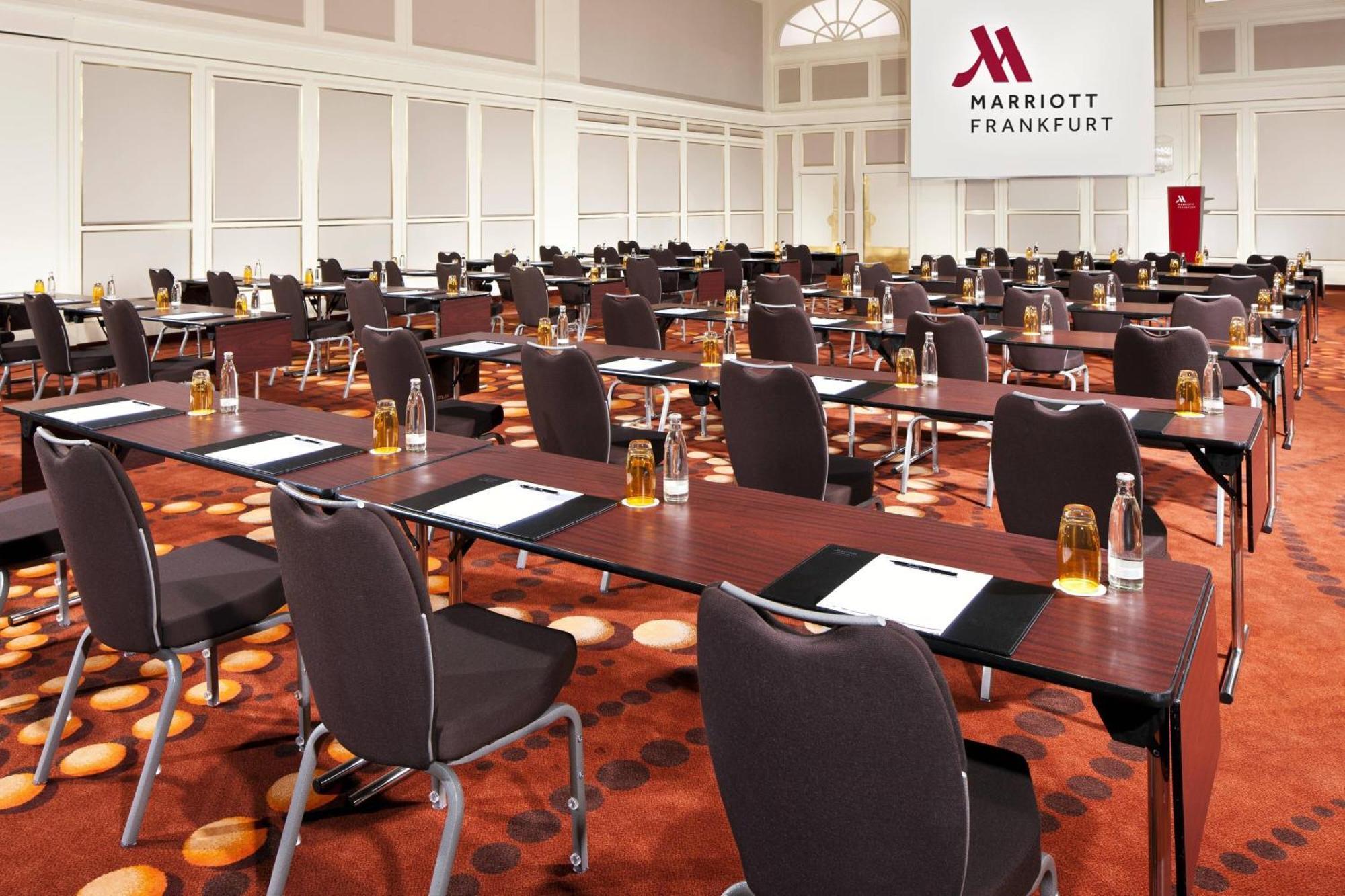 Frankfurt Marriott Hotel Франкфурт-на-Майне Экстерьер фото Marriott Frankfurt